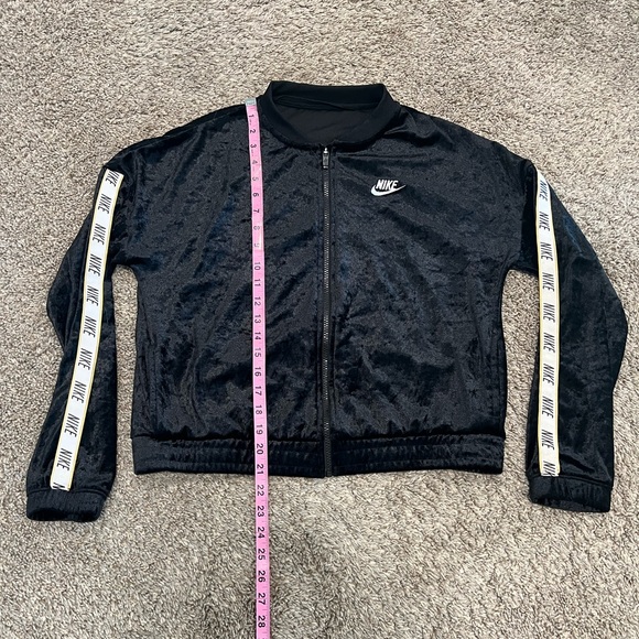 Nike velvet track zip up track jacket youth size XL - Picture 4 of 12